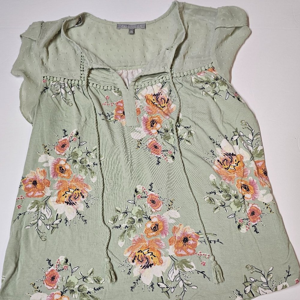 Danielrainn  Floral, boho, hippie spring blouse/ t-shirt- top womens size Large